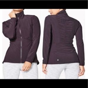 Lululemon round trip jacket, size 6